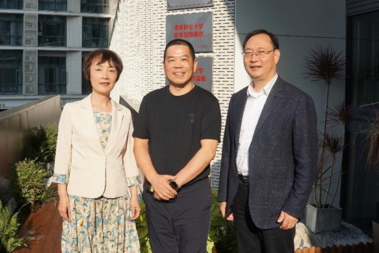 “奋进新时代、创新赢未来”水性漆项目示范基地挂牌仪式顺利举行